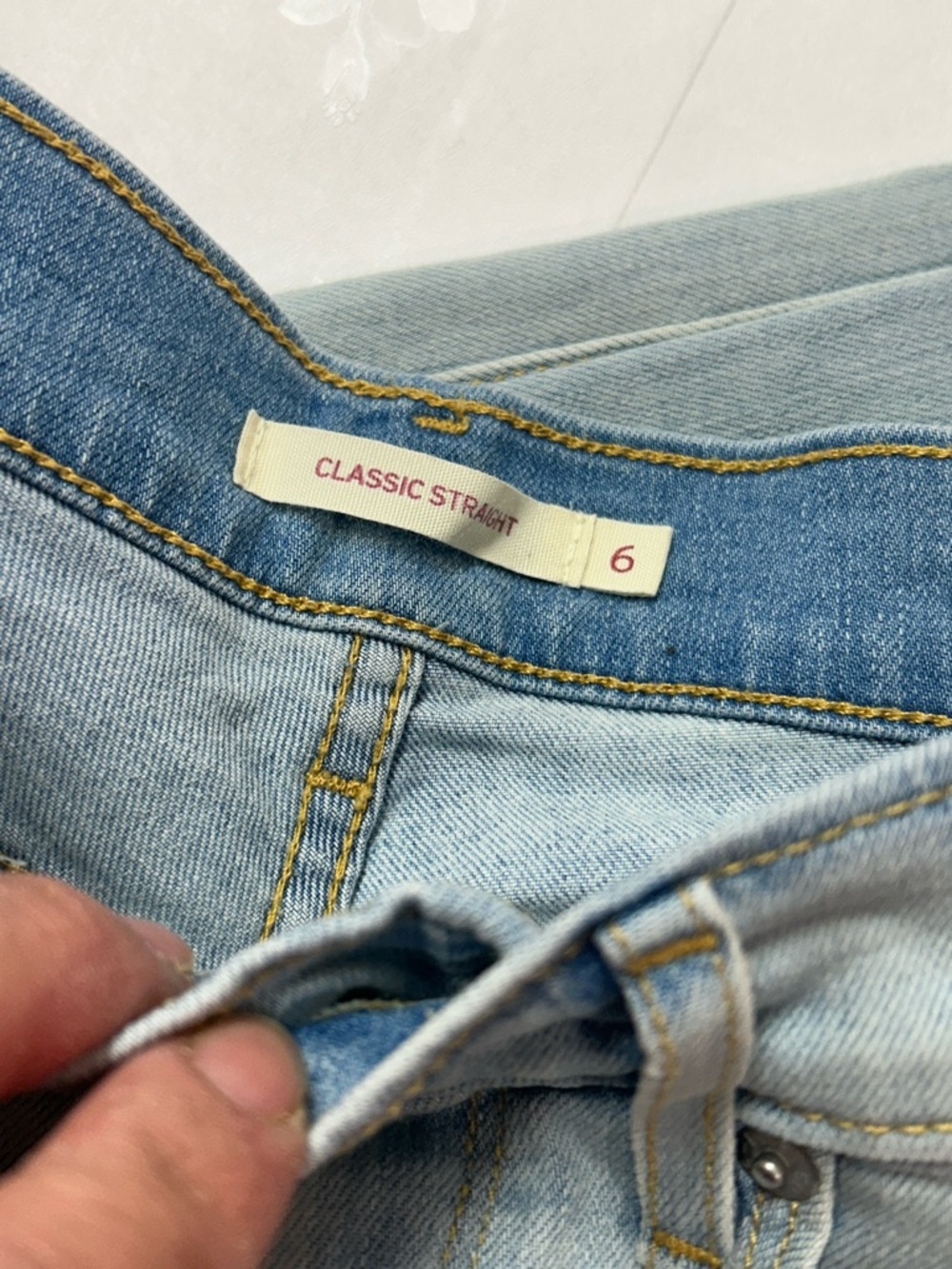 Levi's Pale Blue Vintage-Inspired Straight Jeans - Picture 6 of 7